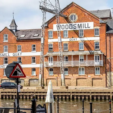 30 Woodsmill Quay Apartment York Exterior photo
